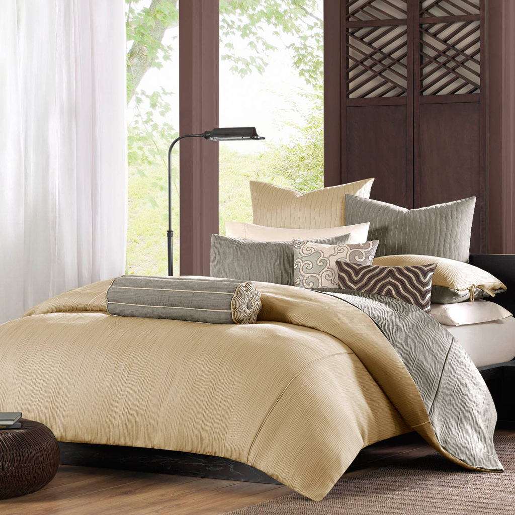 

Tao - Reflection Duvet - Multi - King