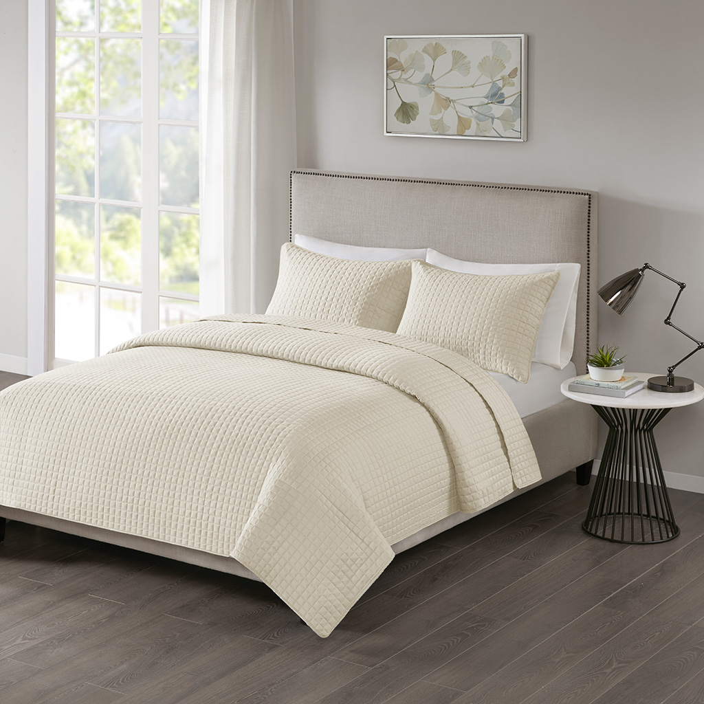 

510 Design - Otto 3 Piece Reversible Coverlet Set - Cream - King/Cal King