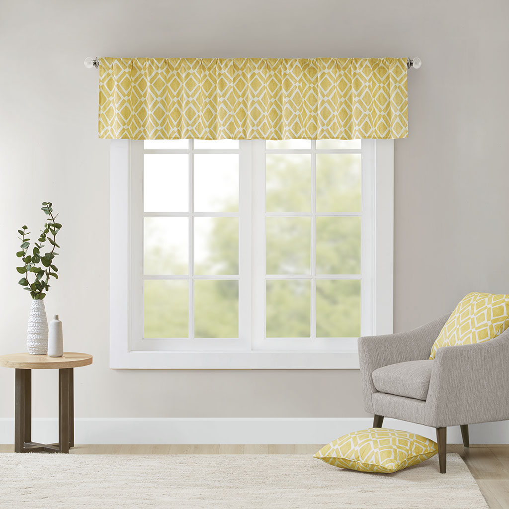 

Madison Park - Delray Diamond Printed Diamond Window Valance - Yellow - 50x18