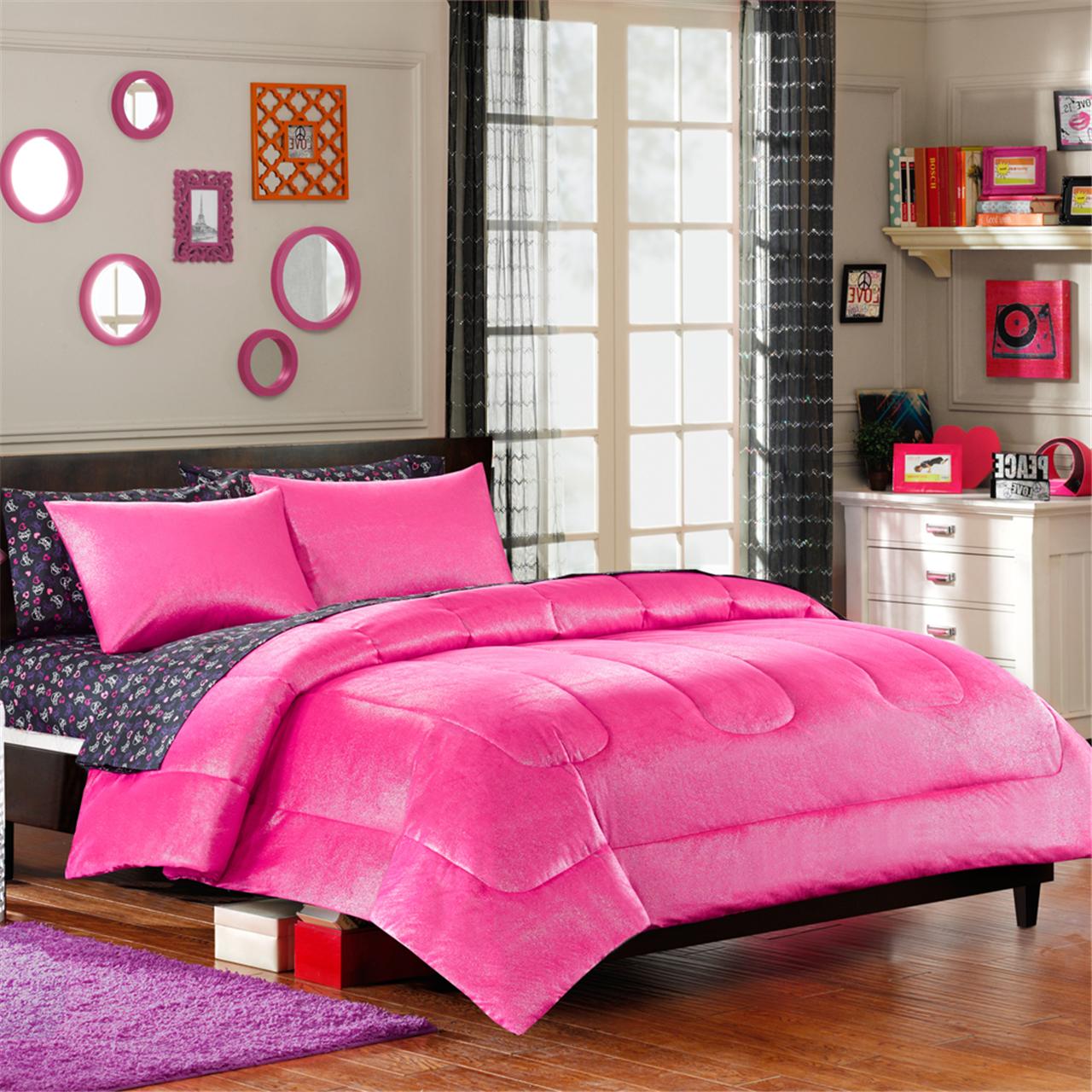 

Mi Zone - YZ Mink Foil Reversible Printed Plush Comforter Mini Set - Pink - Full/Queen
