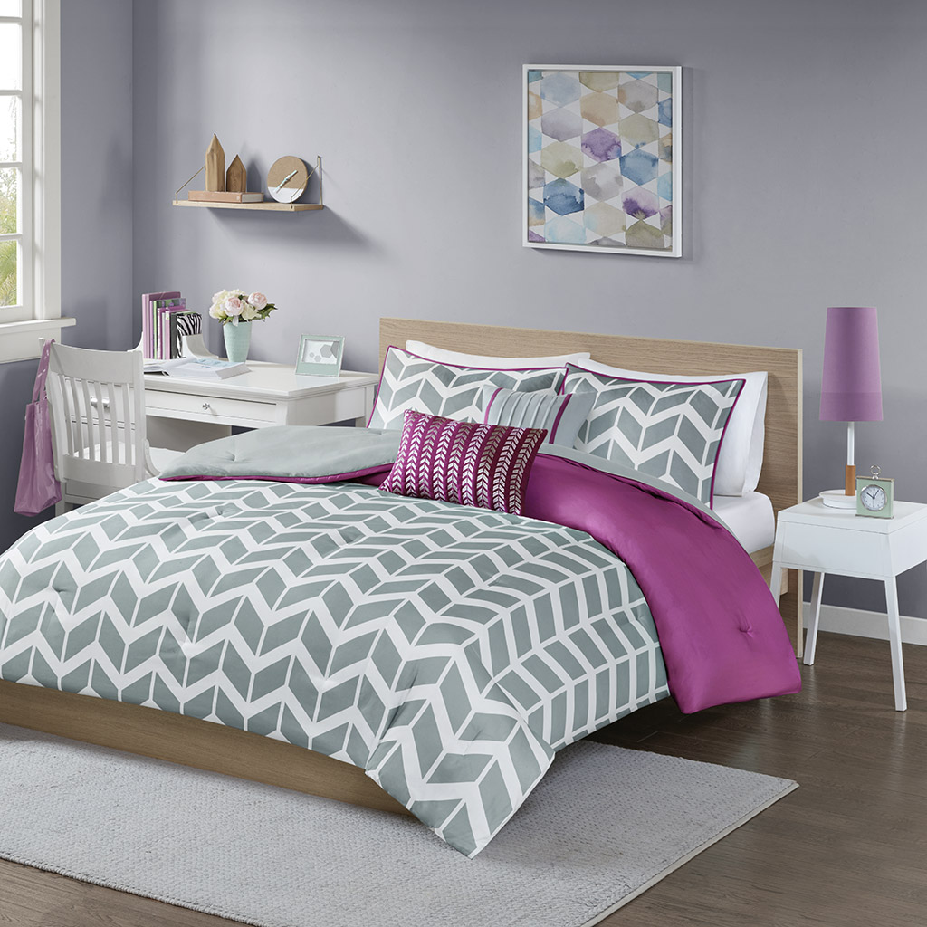 

Intelligent Design - Nadia Comforter Set - Purple - Twin/Twin XL