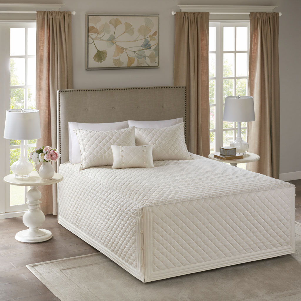 

Madison Park - Breanna 4 Piece Cotton Reversible Tailored Bedspread Set - Ivory - King/Cal King