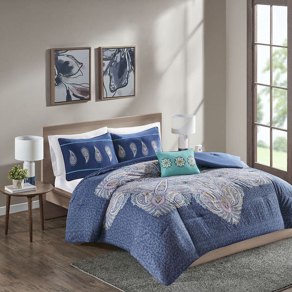 

Comfort Spaces - Genny 4 Piece Comforter Set - Blue - King