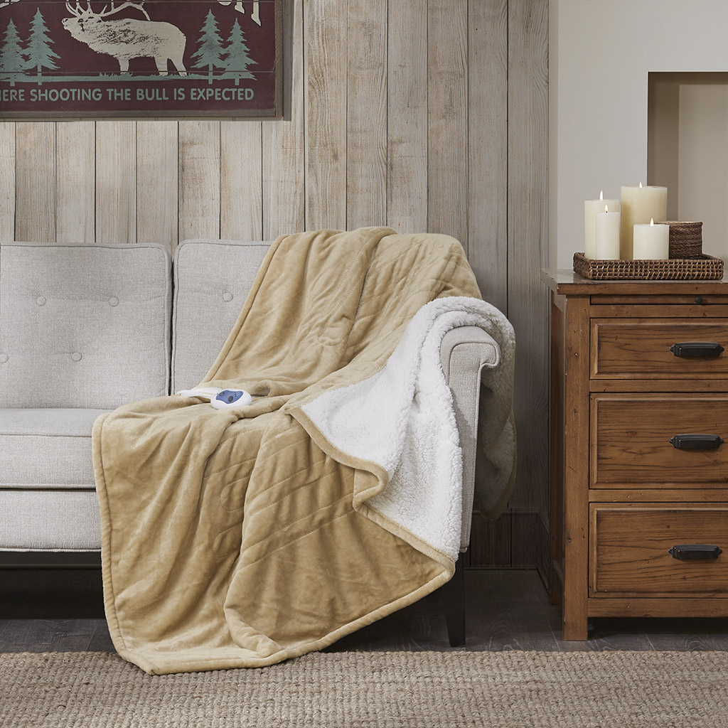 

Woolrich - Heated Plush to Berber Throw - Tan - 60x70