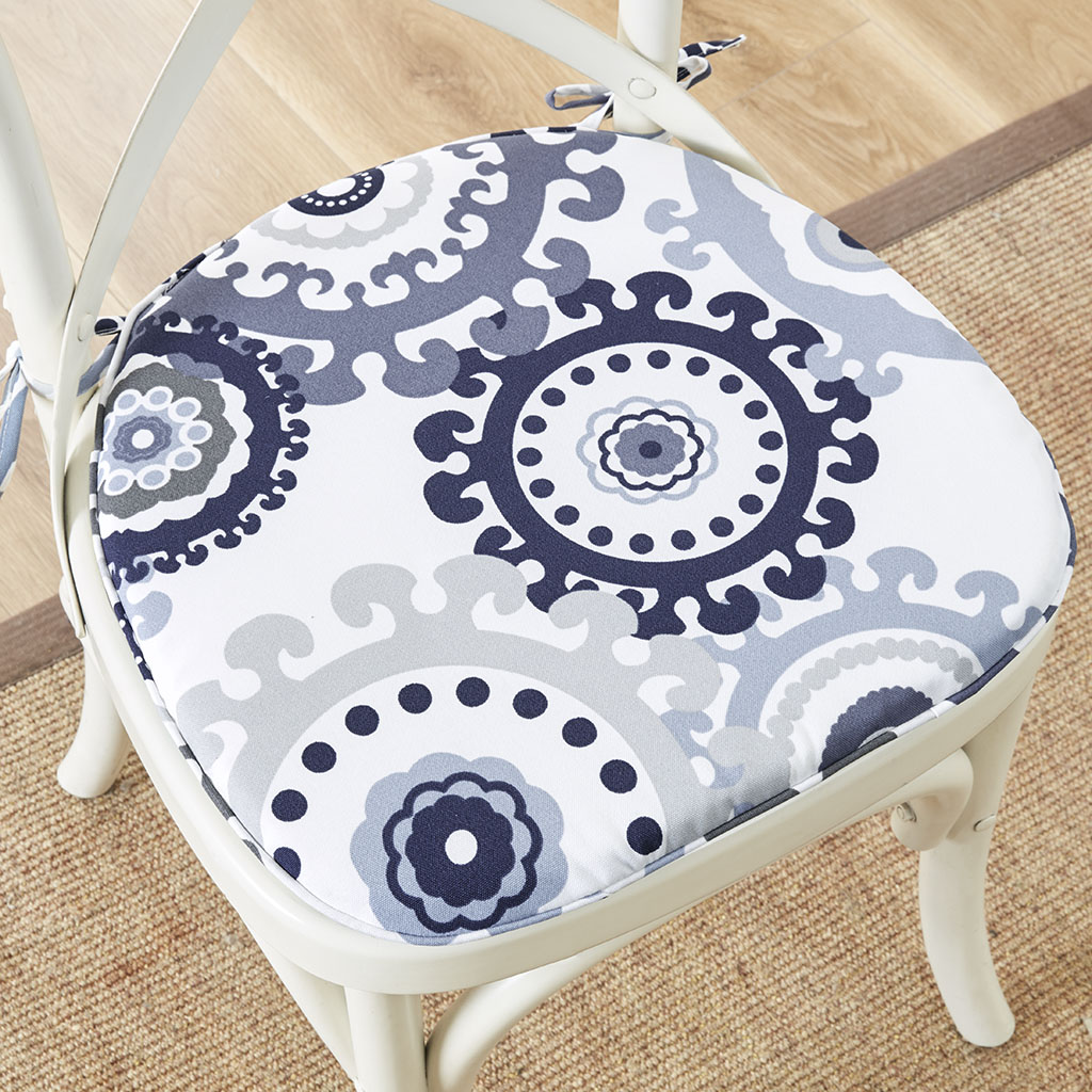 

Madison Park - Laguna Medallion 3M Scotchgard Indoor/Outdoor Chair Pad Pair - Indigo/Blue - 16x17x1