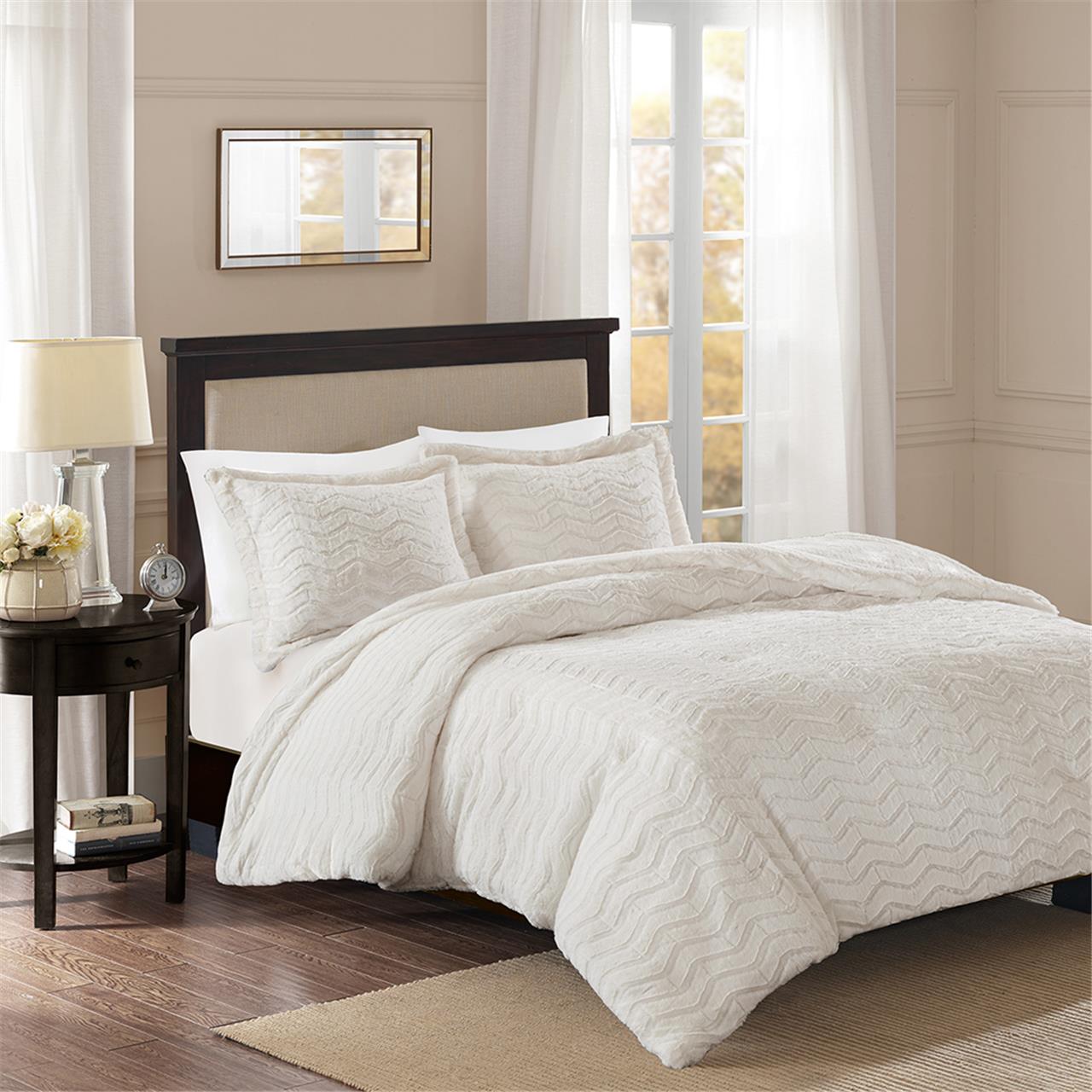 Madison Park Sloan Plush Down Alternative Comforter Mini Set