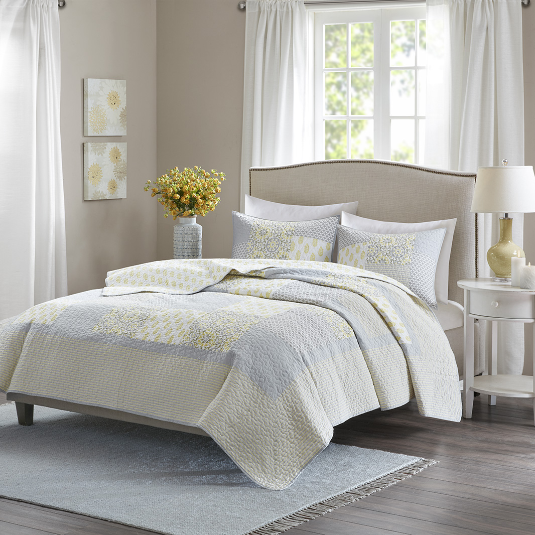 

Madison Park - Adelaide 3 Piece Cotton Coverlet Set - Multi - Full/Queen