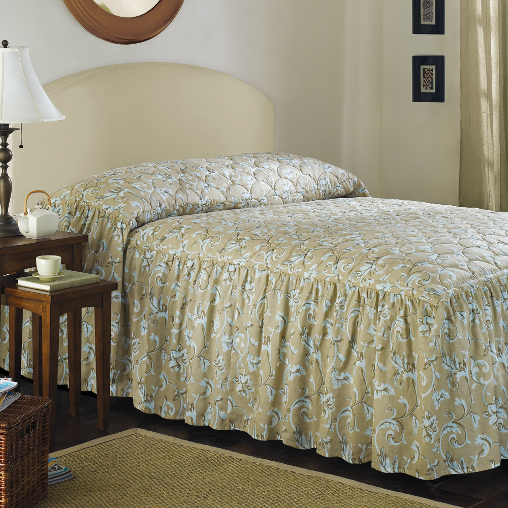 

Main Street - Floral Skirted Skirted Bedspread - Green - Twin