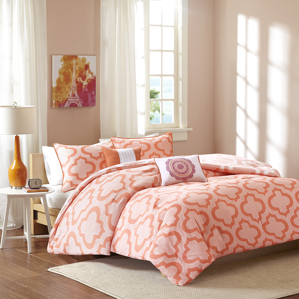 

Intelligent Design - Pilar Comforter Set - Coral - Twin/Twin XL