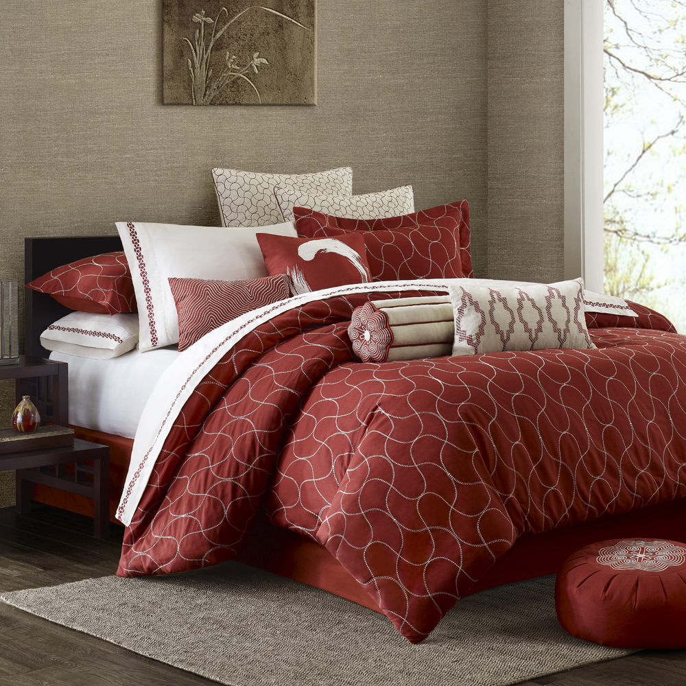 

Tao - Temple Geo Cotton Duvet w/ Embroidery - Red - King