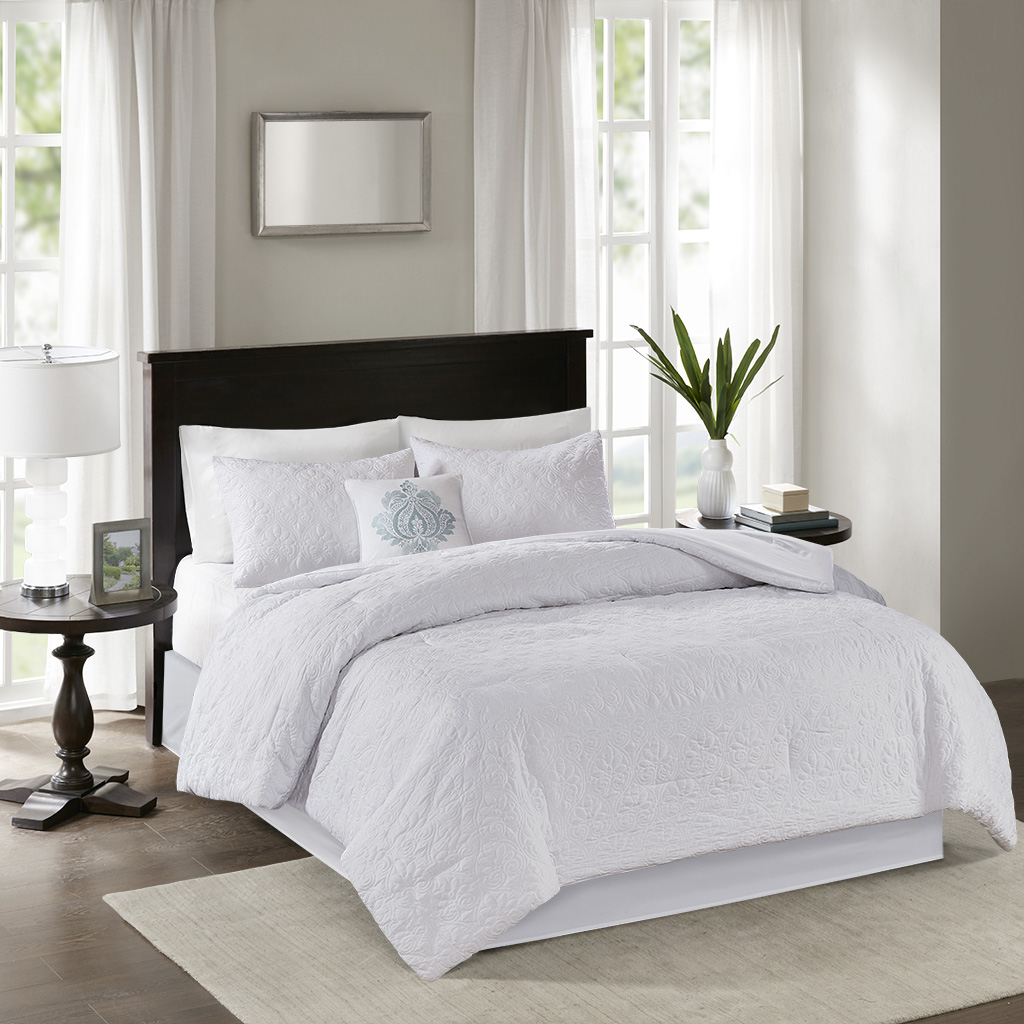 

Madison Park - Quebec 5 Piece Comforter Set - White - Queen