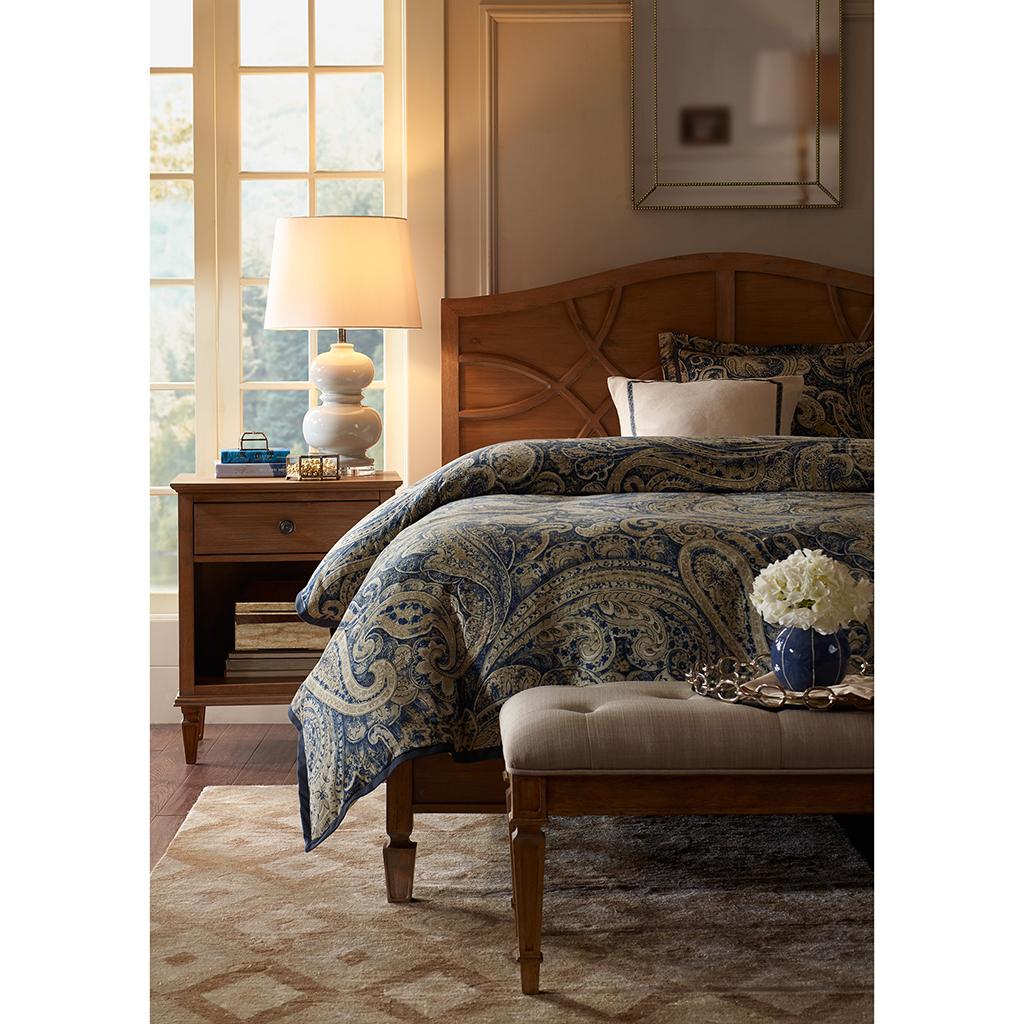 

Madison Park Signature - Victoria Bed - Light Natural - King