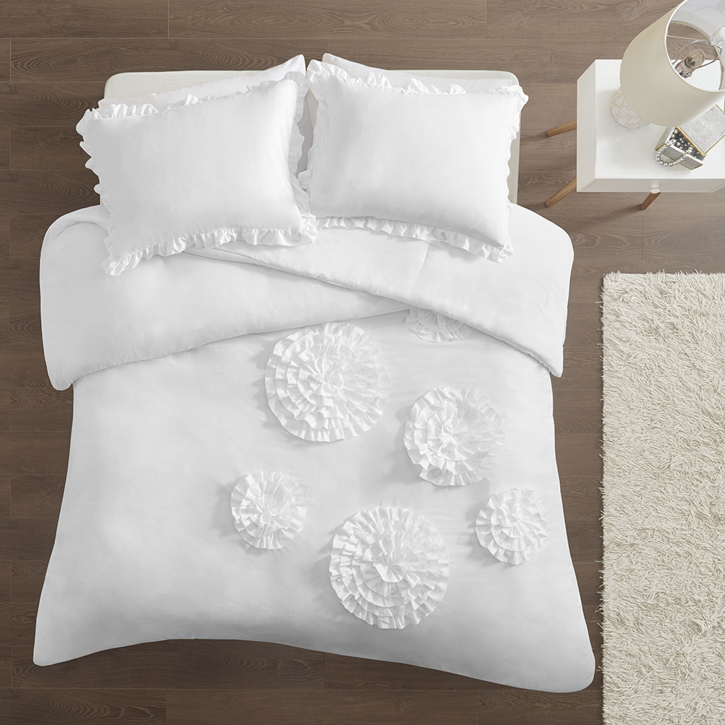 

Intelligent Design - Ella Ruffle Floral Comforter Set - White - Full/Queen