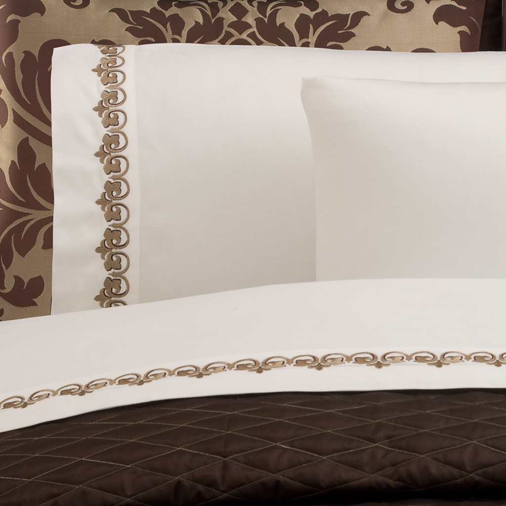 

Avenue 8 - Cadence Cotton Sateen Sheet Set - White - King