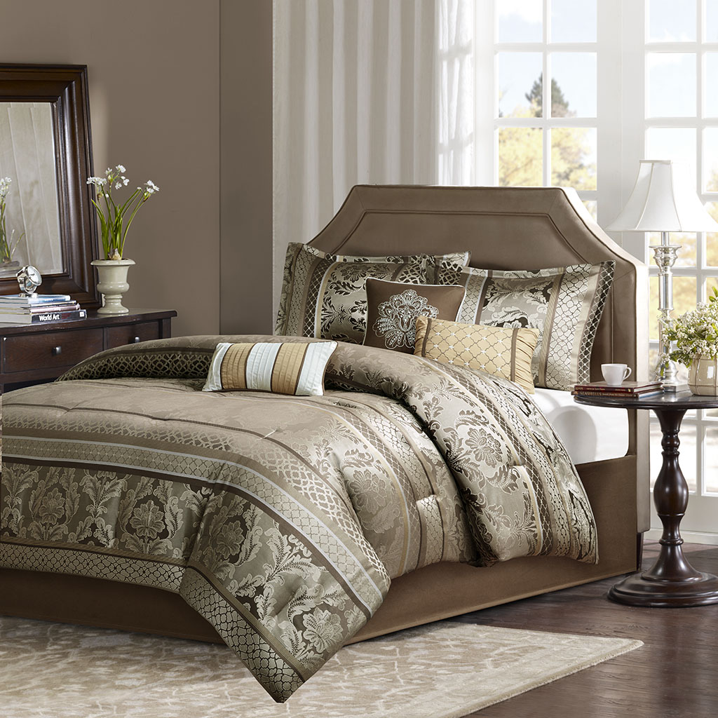 

Madison Park - Bellagio 7 Piece Jacquard Comforter Set - Brown/Gold - Cal King