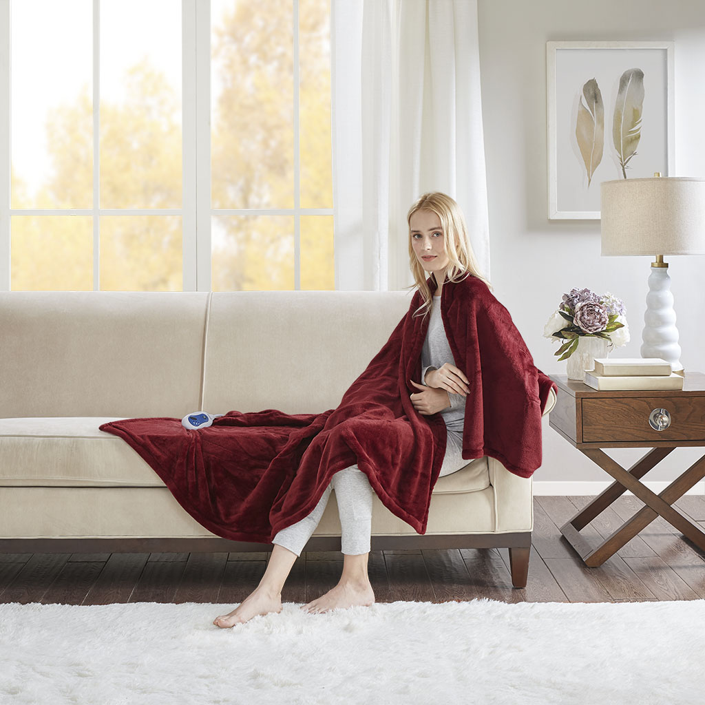 

Beautyrest - Heated Plush Throw - Red - 60x70