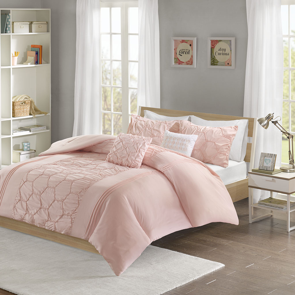 

Intelligent Design - Carrie Comforter Set - Blush - Full/Queen
