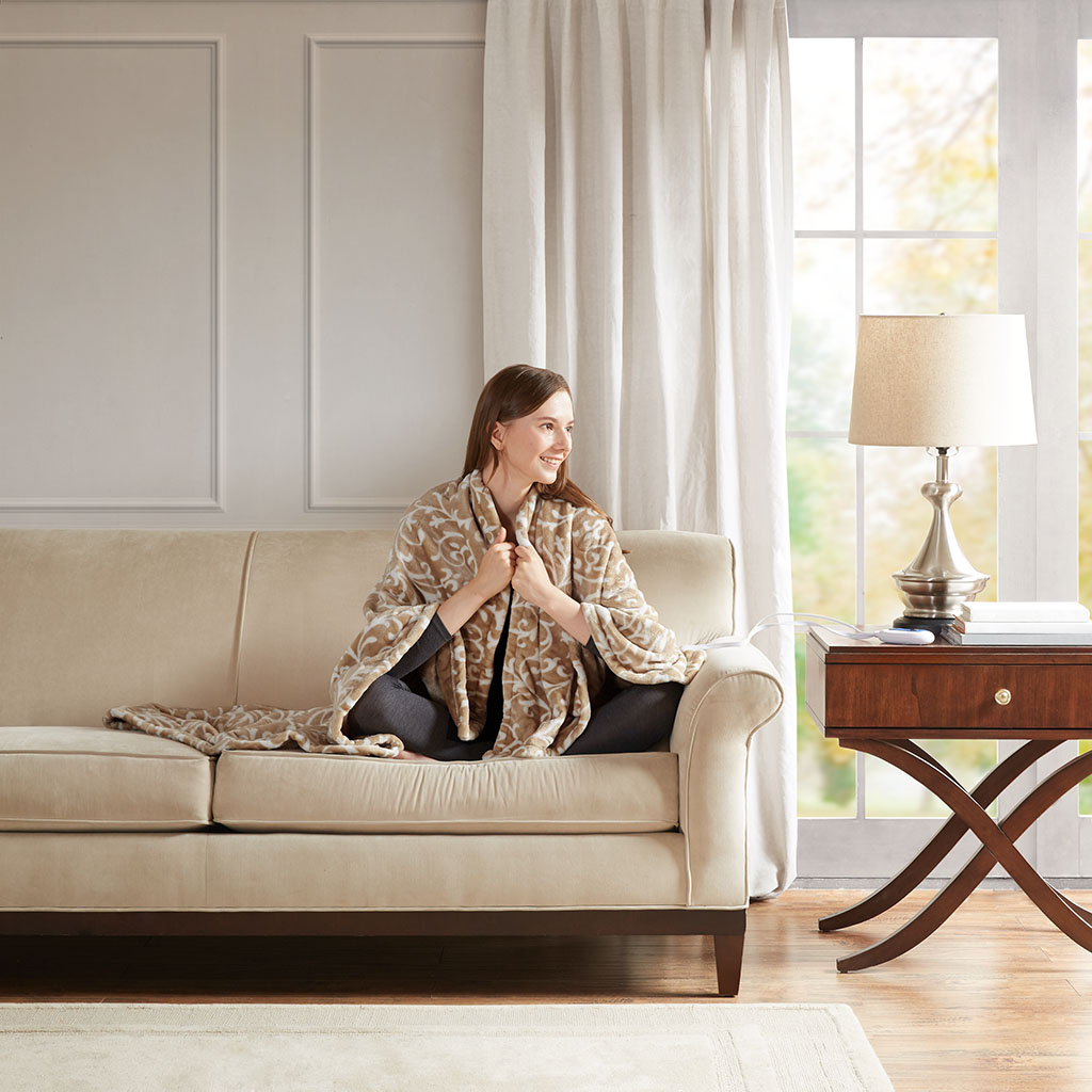 

Beautyrest - Adelynn Oversized Heated Throw - Tan - 60x70