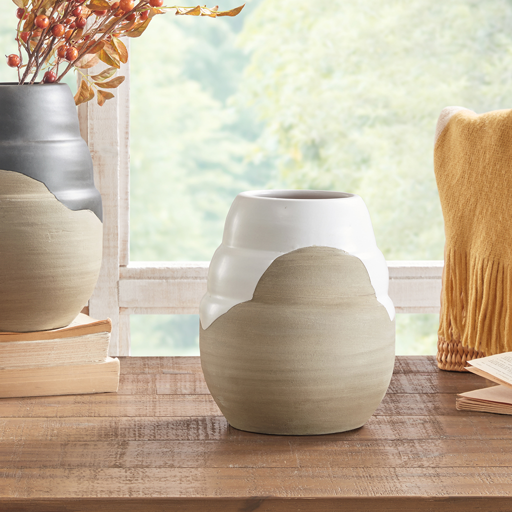 

INK+IVY - Lima Vase - Round - White/Sand - Small