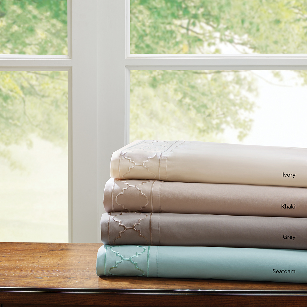 

Madison Park Essentials - Fretwork Embroidered Sheet Set - Seafoam - Twin