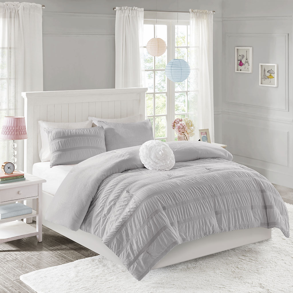 

Mi Zone - Bella Reversible Ruched Seersucker to Plush Comforter Set - Grey - Twin/Twin XL