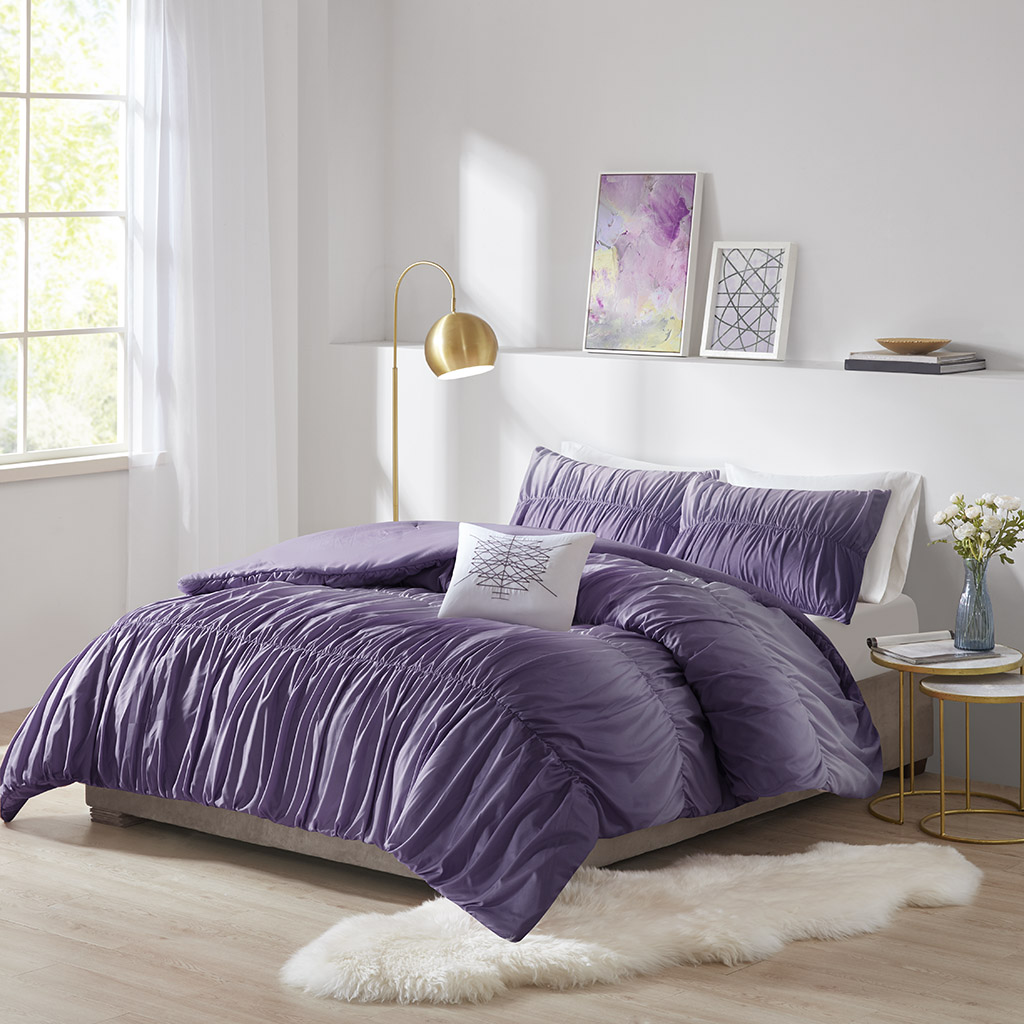 

Intelligent Design - Ellen Ombre and Ruched Comforter Set - Purple - Twin/Twin XL