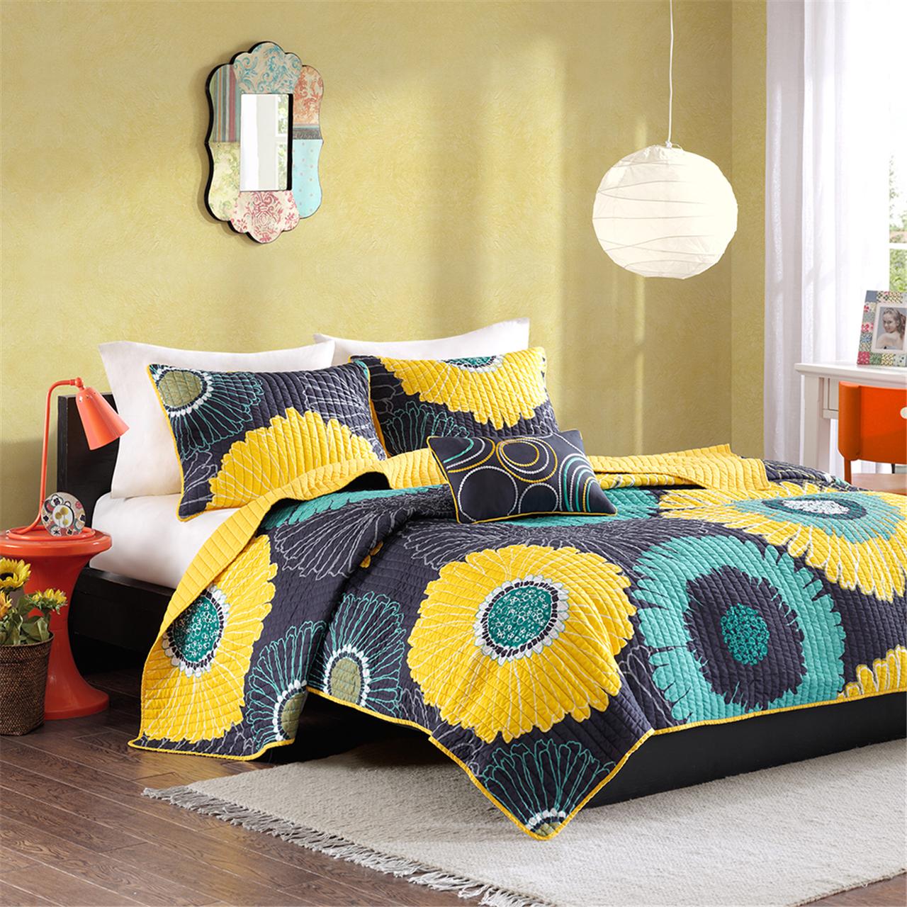 

Mi Zone - Alice Reversible Coverlet Set - Yellow - Twin/Twin XL