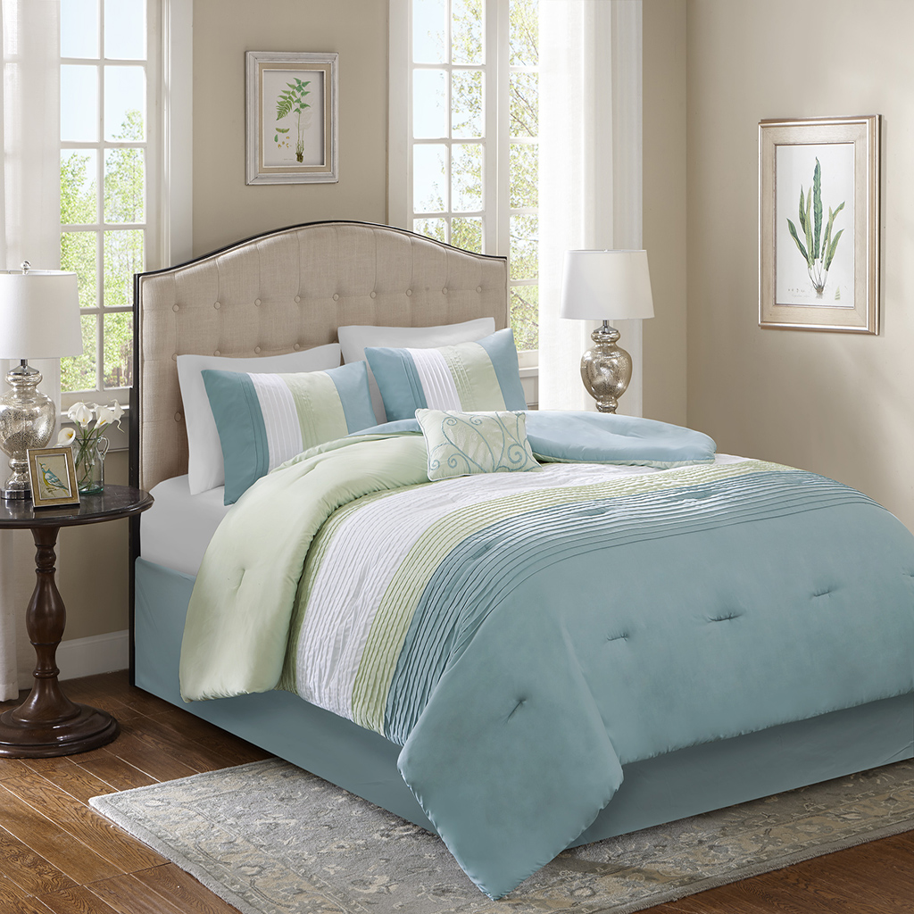 

Comfort Spaces - Windsor 5 Piece Comforter Set - Aqua/Green - King