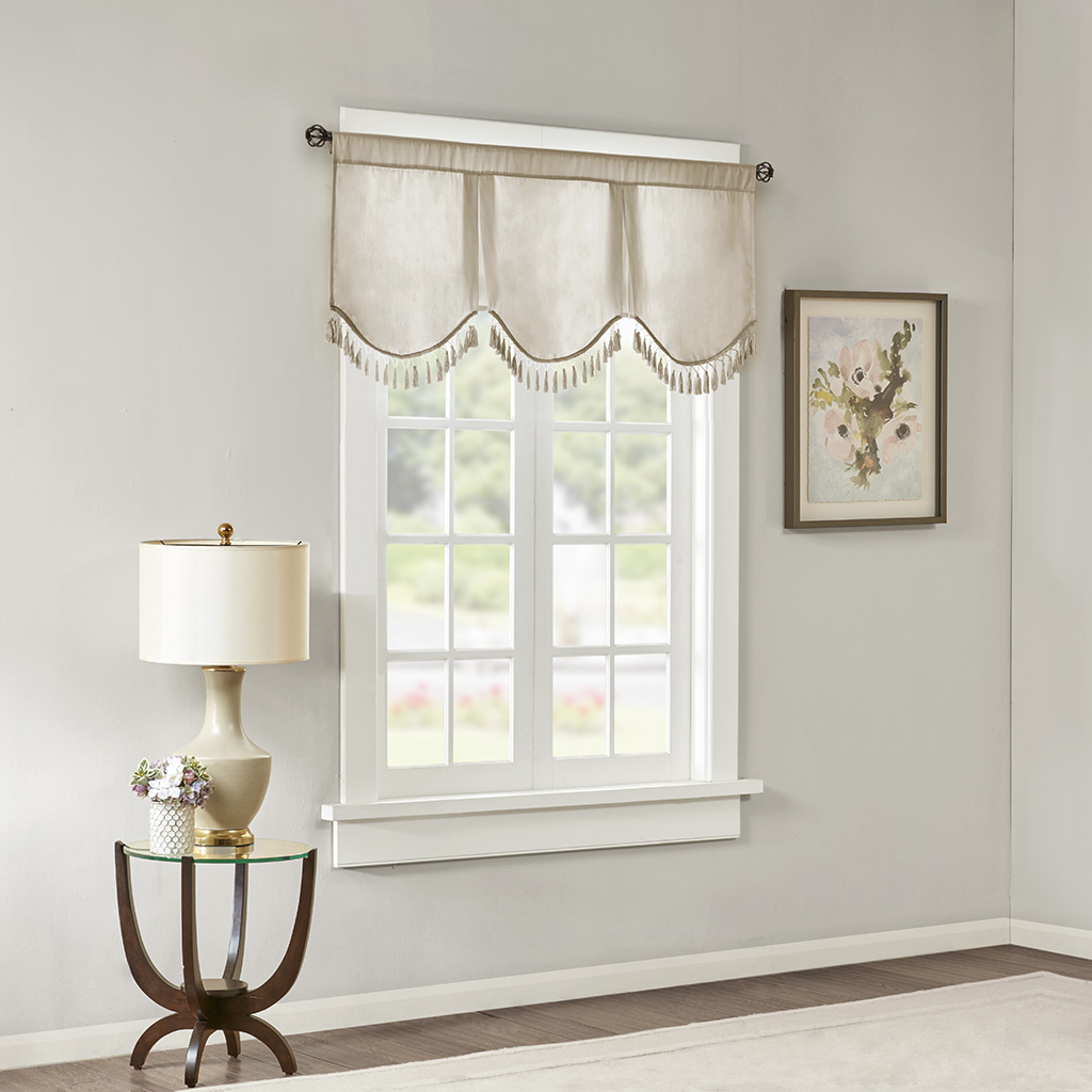 

Madison Park - Evelyn Faux Silk Scallop Embellished Valance - Champagne - 50x21