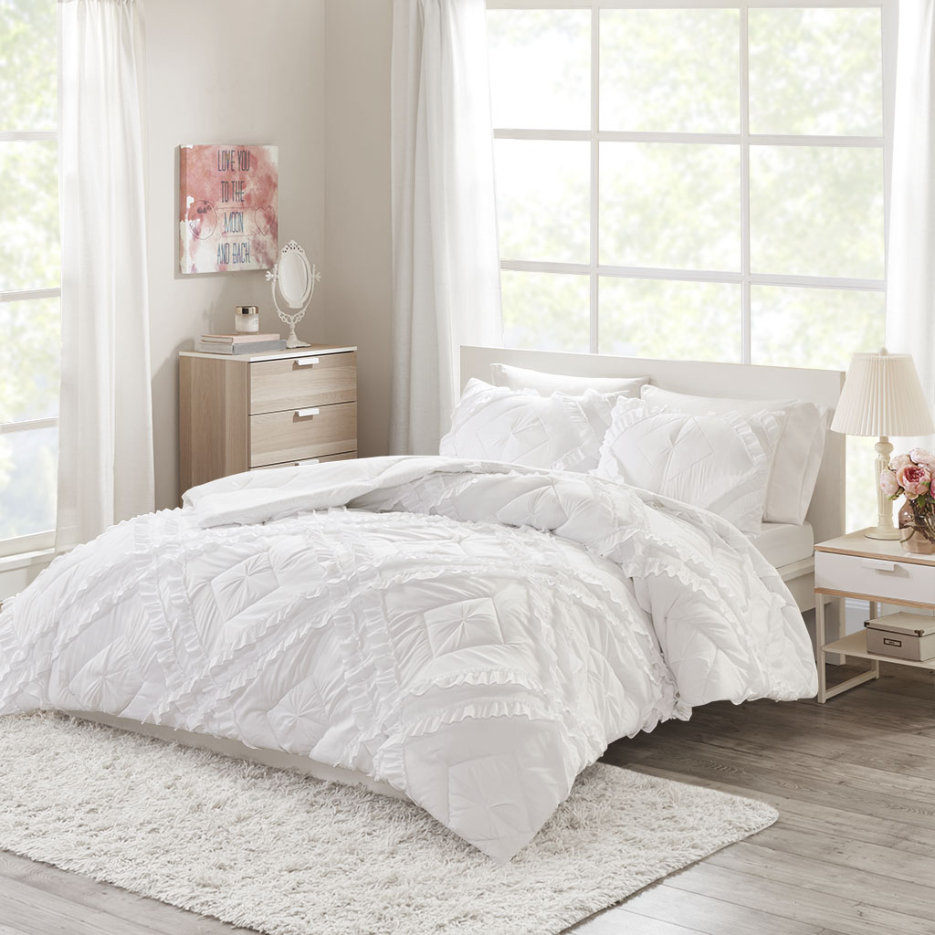 

Intelligent Design - Kacie Solid Coverlet Set With Tufted Diamond Ruffles - White - Full/Queen