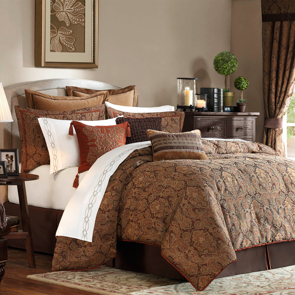 

Robert Allen - Charleston Comforter Set - Brown - Queen