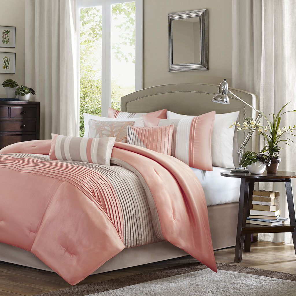 

Madison Park - Amherst 7 Piece Comforter Set - Coral - King