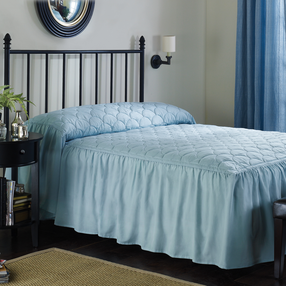 

Main Street - Solid Skirted Skirted Bedspread - Blue - Queen