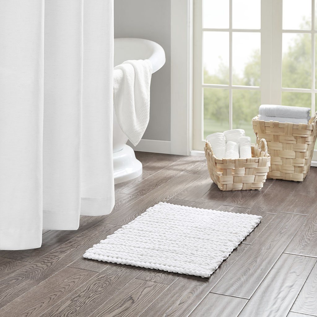 

Madison Park - Lasso 100% Cotton Chenille Chain Stitch Rug - White - 17x24