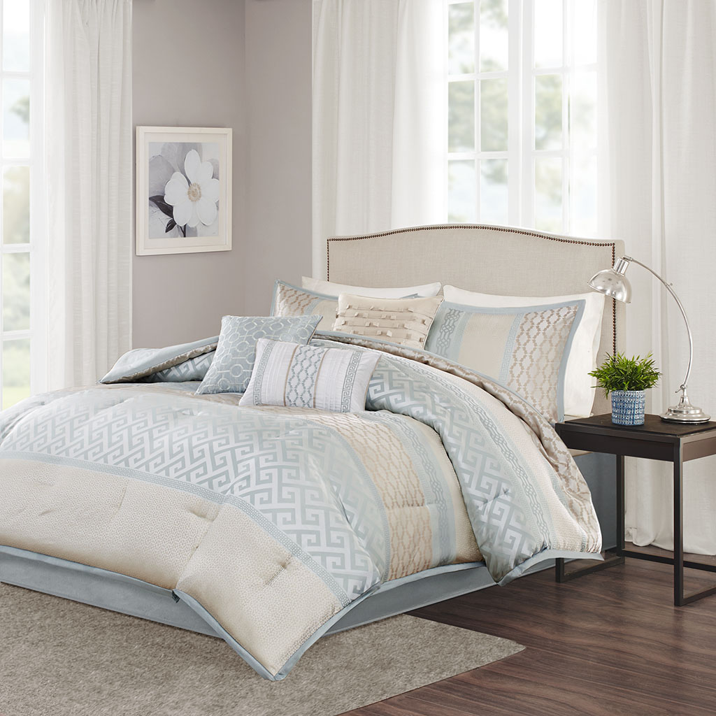 

Madison Park - Bennett 7 Piece Comforter Set - Aqua - Queen