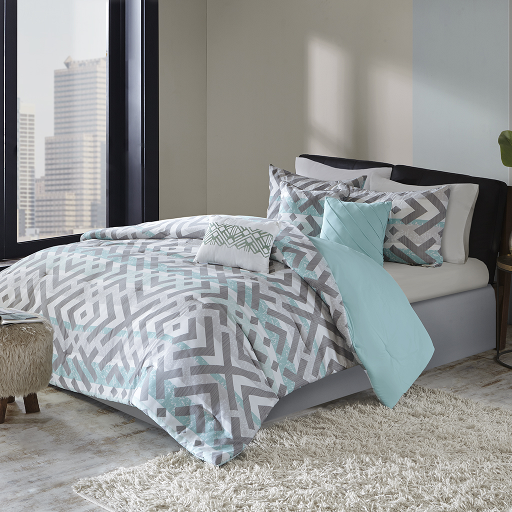 

Home Essence - Haley 7 Piece Comforter Set - Mint Multi - Queen