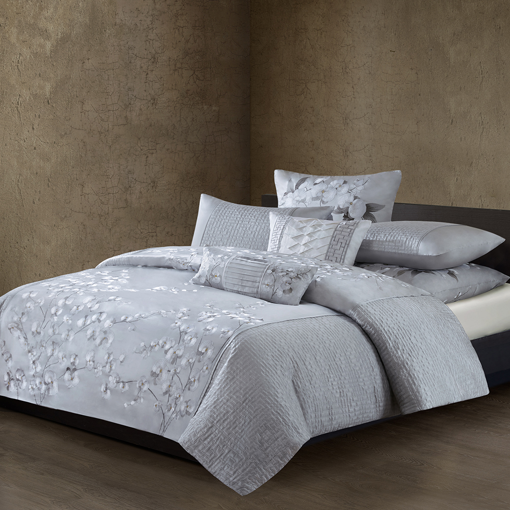 

Natori - White Orchid Silk/Cotton Quilted Embroidery Duvet Cover - Grey - King