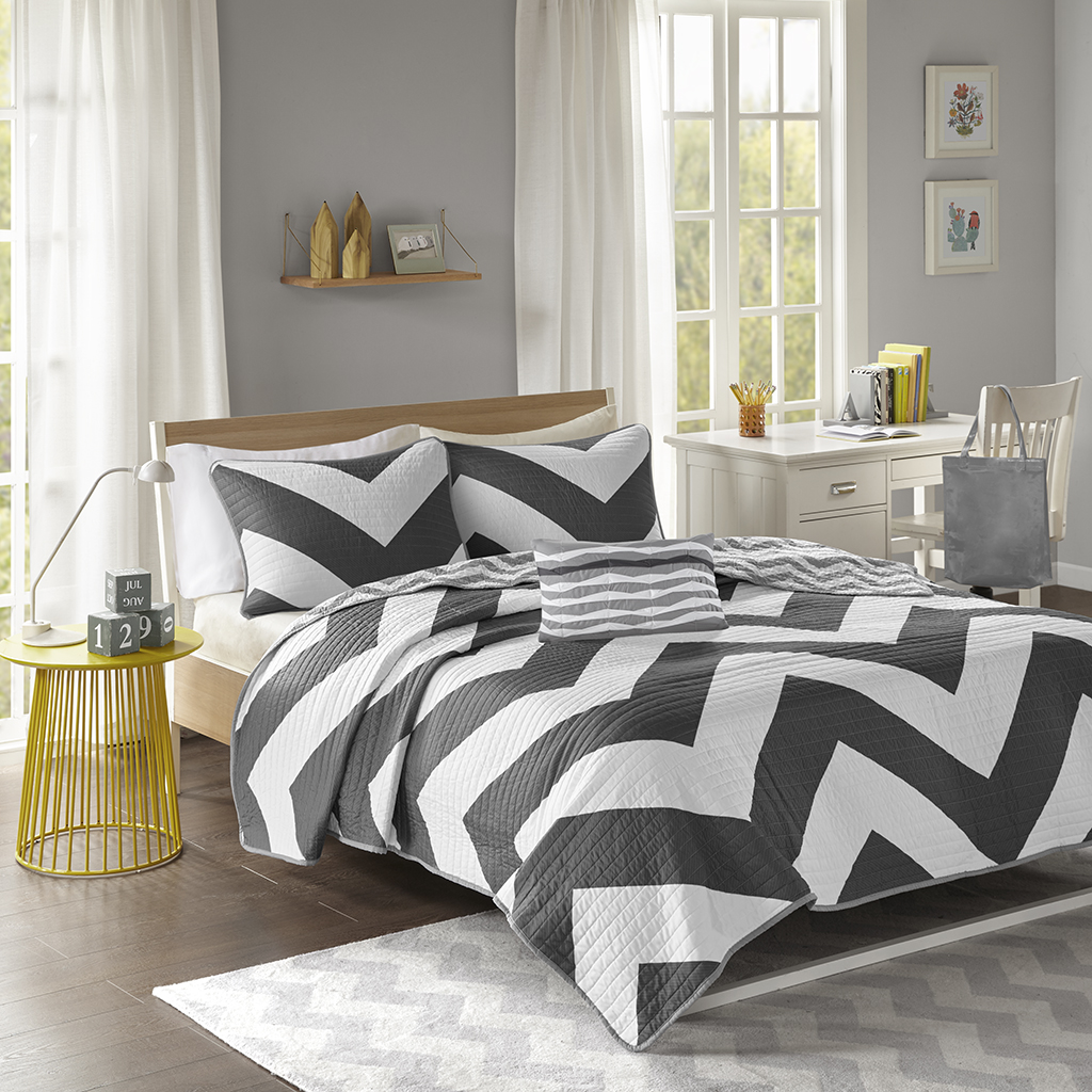 

Mi Zone - Libra Coverlet Set - Black - Twin/Twin XL