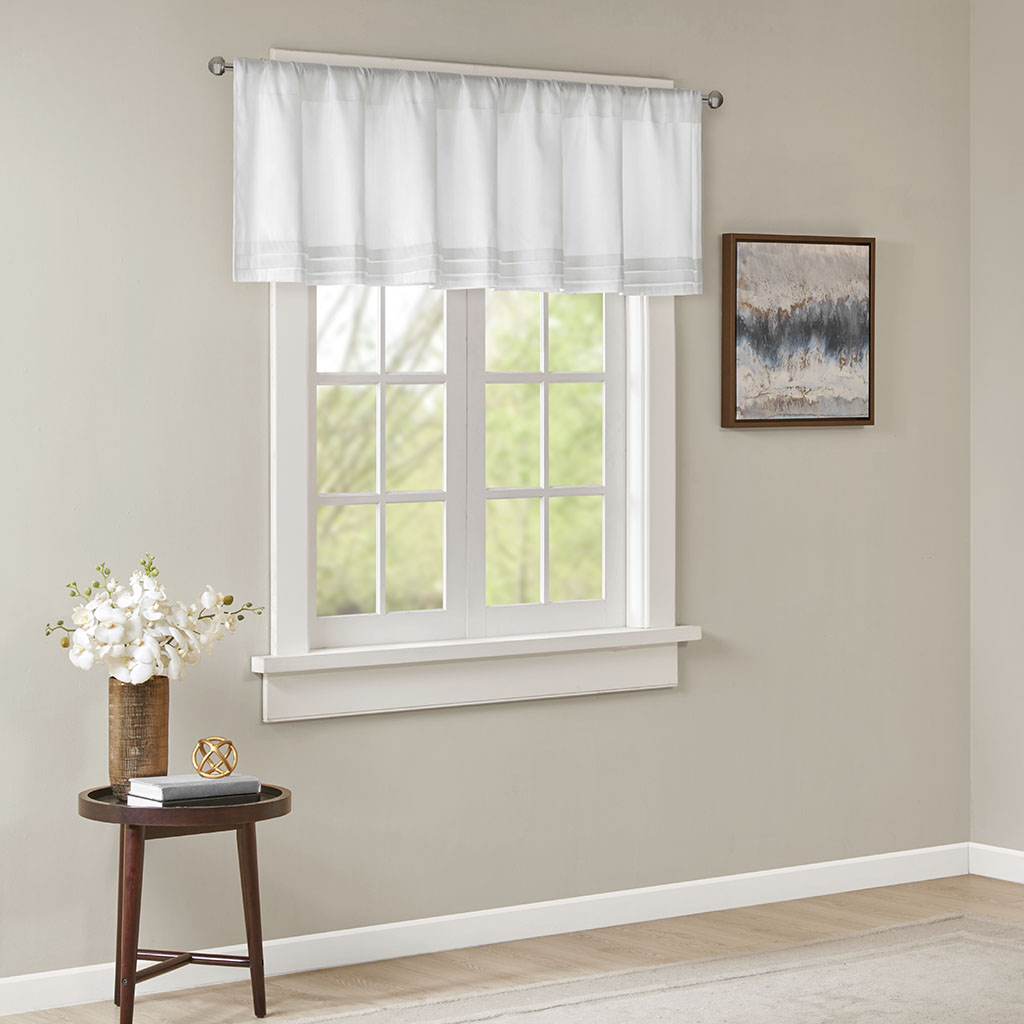 

Madison Park - Emily Faux Silk Solid Pleated Valance - White - 50x18