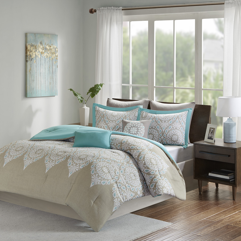 

Madison Park - Venus 8 Piece Comforter Set - Teal Multi - Queen