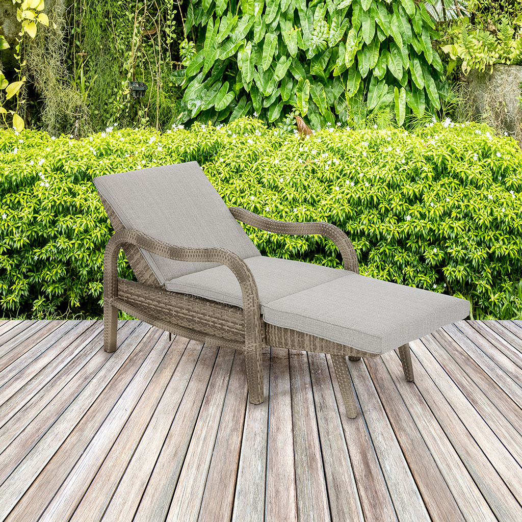 

Madison Park - Danielle Outdoor Lounge Convertible to Chaise - Light Grey/Beige Multi - See below