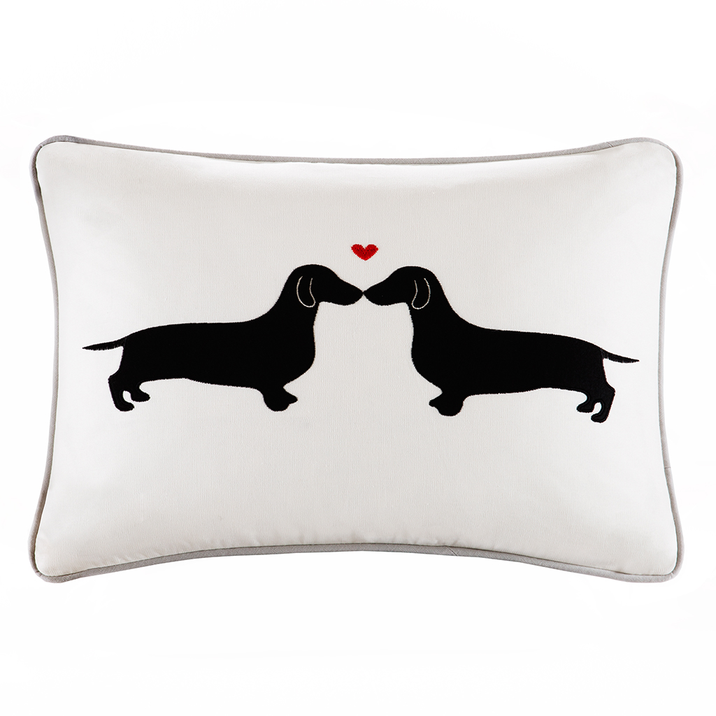 

HipStyle - L'amour Kissing Dog Appliqued Cotton Oblong Pillow - Grey - 14x20