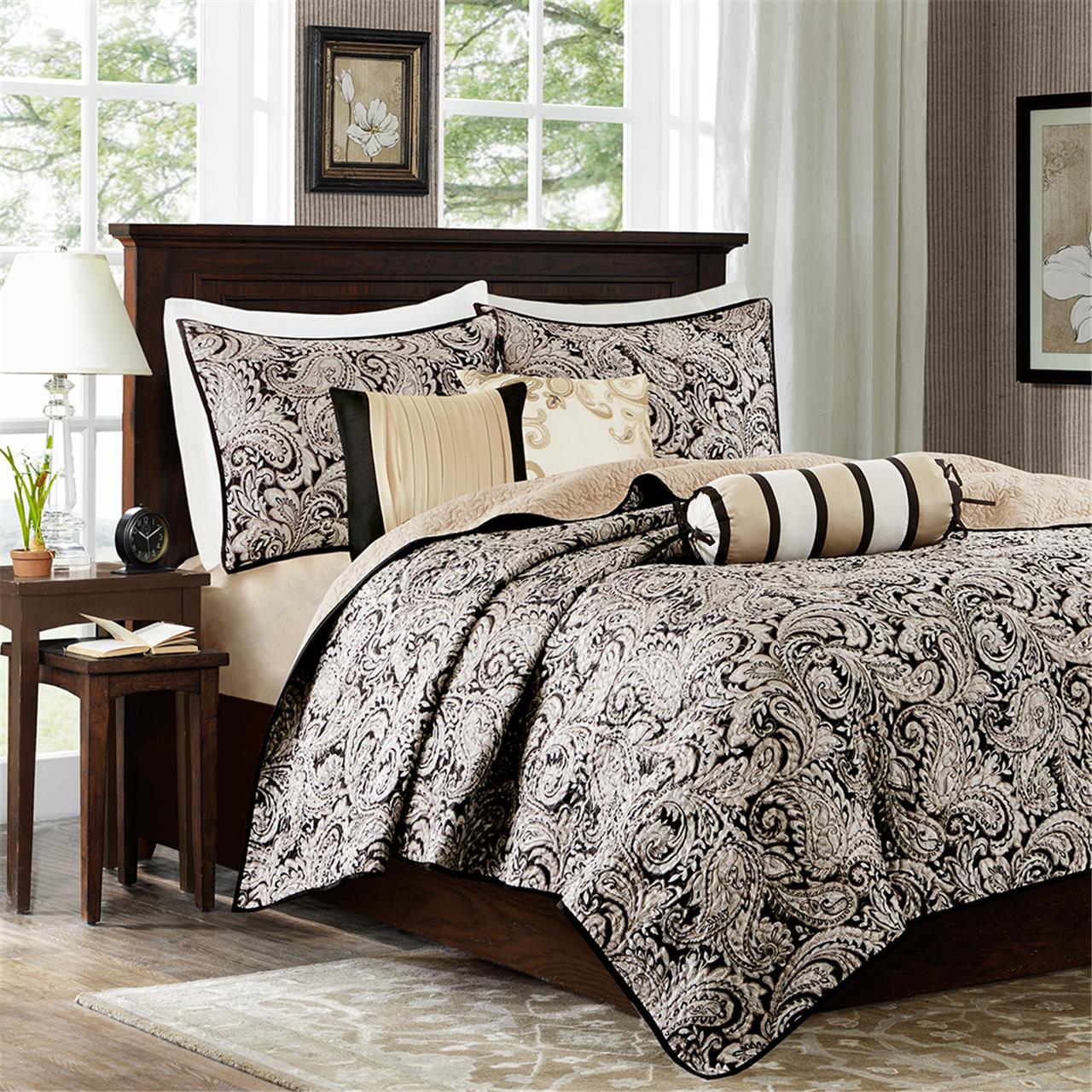 

Madison Park - Aubrey 6 Piece Reversible Coverlet Set - Black - Full/Queen