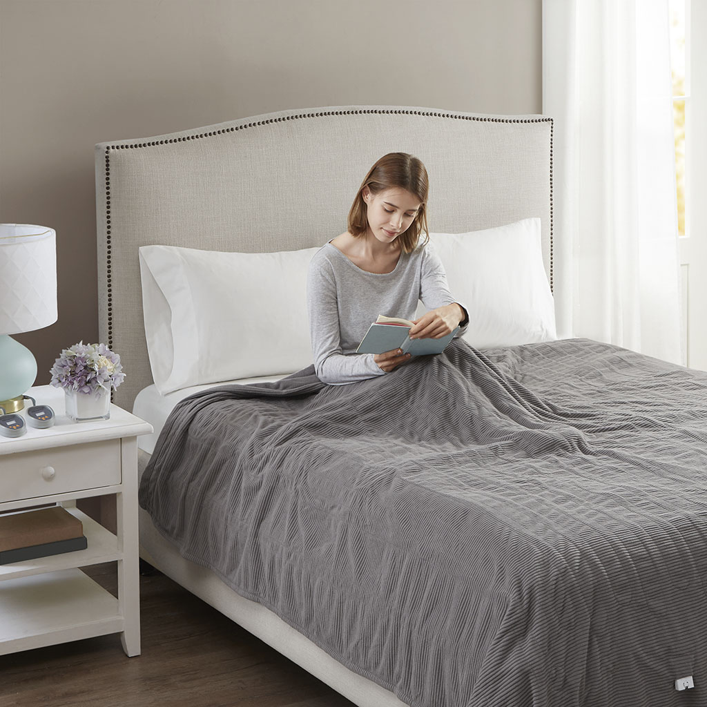 

Beautyrest - Electric Micro Fleece Heated Blanket - Grey - Queen