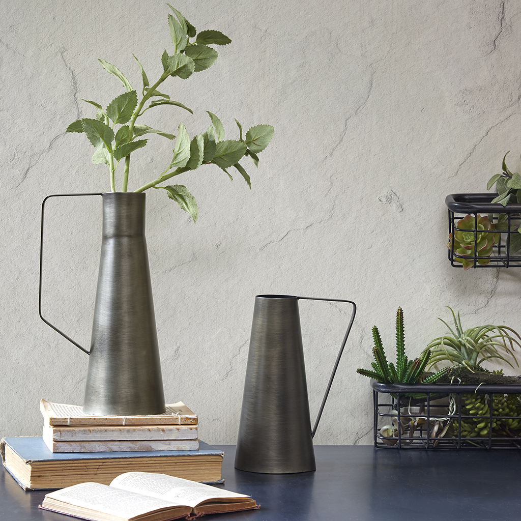 

INK+IVY - York Decorative Vase - Black - See below