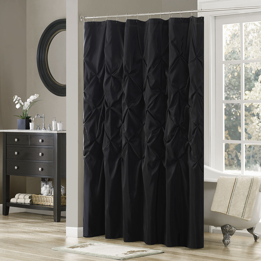 

Madison Park - Laurel Shower Curtain - Black - 72x72