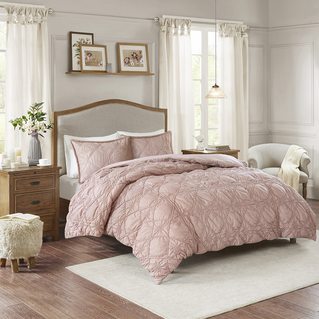 

Madison Park - Theresa 3 Piece Ruched Rosette Comforter Set - Dusty Rose - King/Cal King
