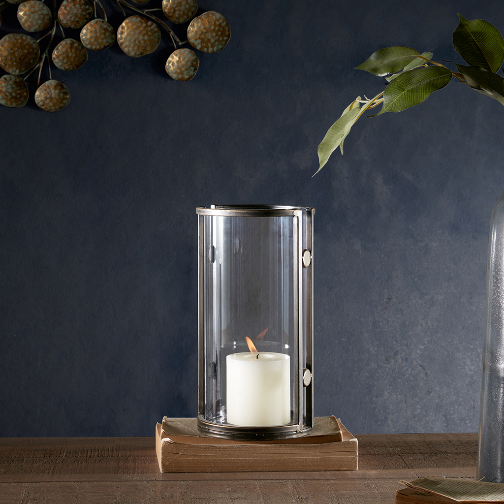 

INK+IVY - Warwick Handmade Iron/Glass Candleholder - Bronze - Medium