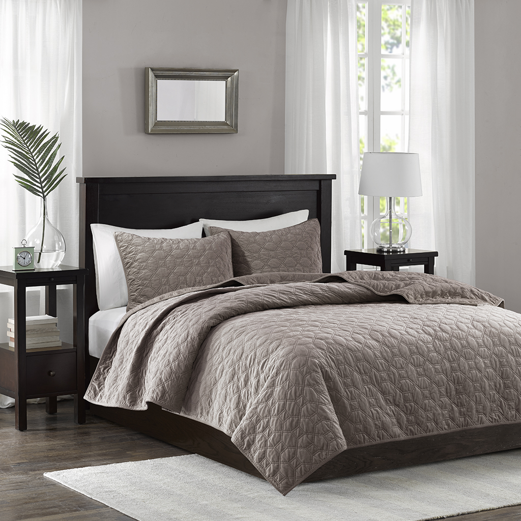 

Madison Park - Harper Faux Velvet Reversible 3 Piece Coverlet Set - Taupe - King/Cal King