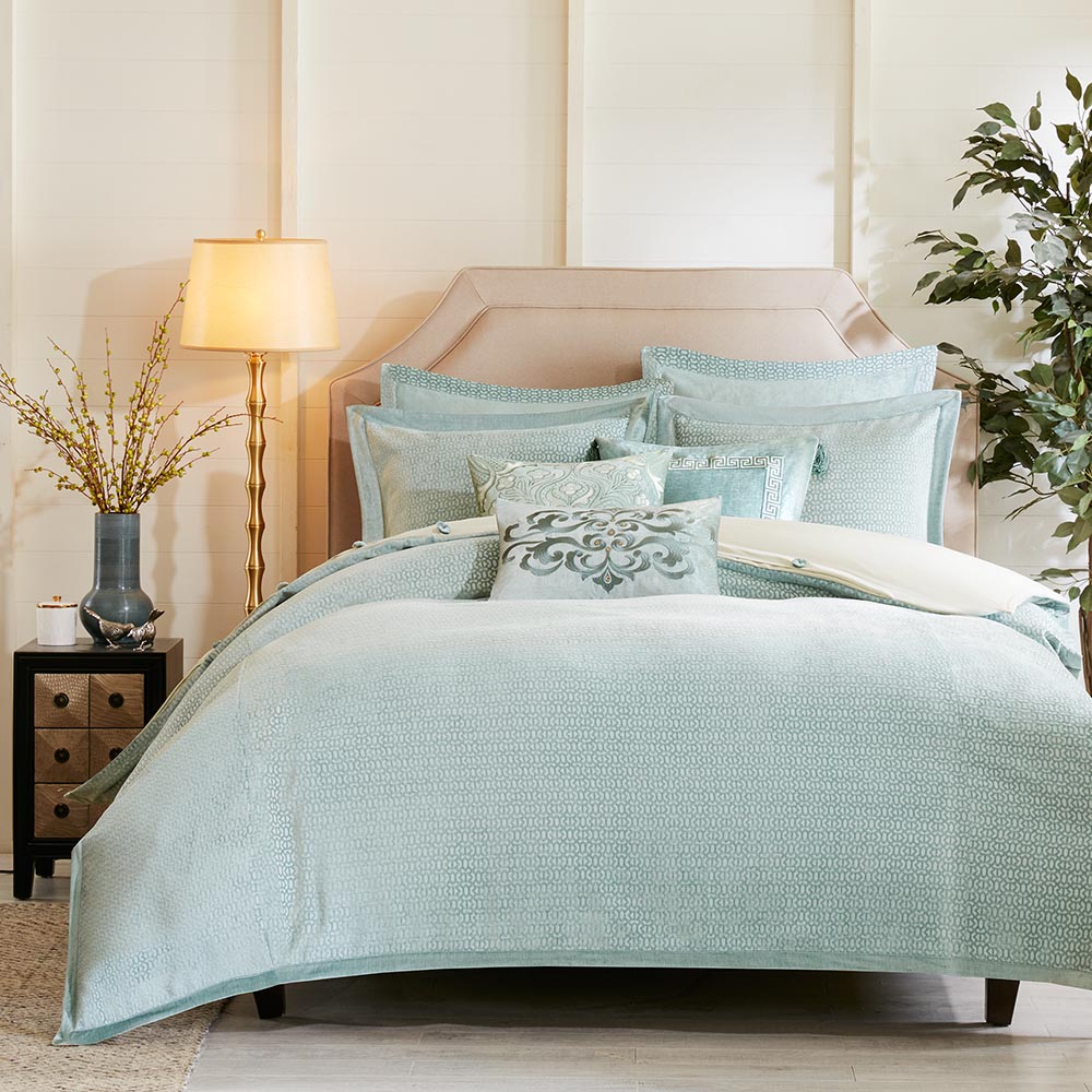 

Hampton Hill - Impressions Comforter Set - Aqua - King